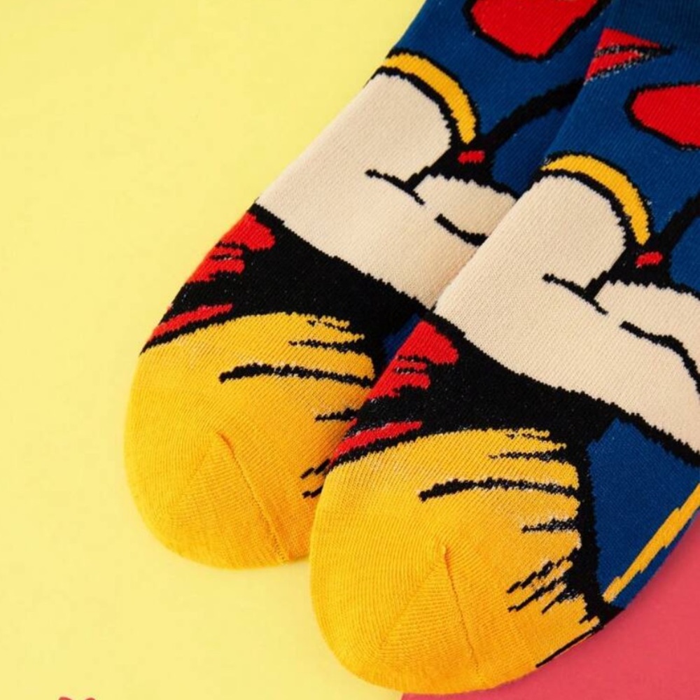 Snow White Socks - Picture 8 of 10